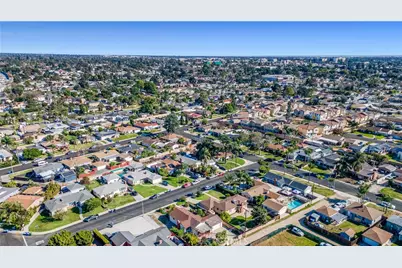 1071 Breon, Pomona, CA 91768 - Photo 32