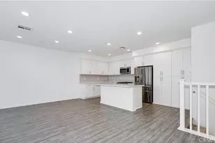 606 White Oaks, Lake Forest, CA 92610 - Photo 4