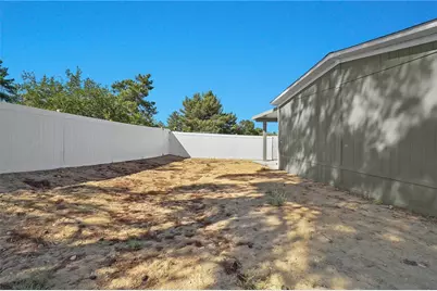 13984 Victoria Dr, Victorville, CA 92395 - Photo 16