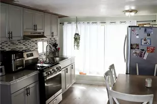 1512 E 15th St, Ontario, CA 91764 - Photo 4