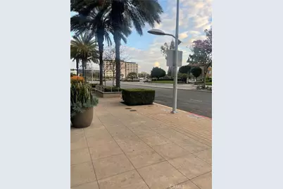 565 N Commonwealth Ave, Fullerton, CA 92831 - Photo 16