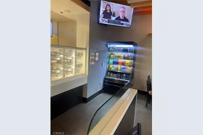 565 N Commonwealth Ave, Fullerton, CA 92831 - Photo 4