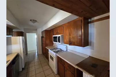 11067 Maureen, Cherry Valley, CA 92223 - Photo 10