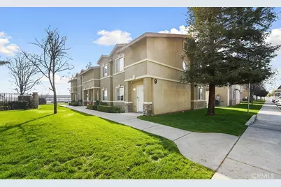600 Hosking Ave. #Bl39, Bakersfield, CA 93307 - Photo 2