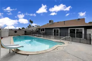 13928 Burning Tree, Victorville, CA 92395 - Photo 36