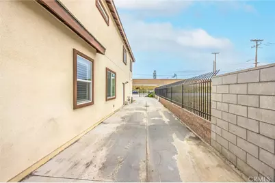 15879 Highland, Fontana, CA 92336 - Photo 40