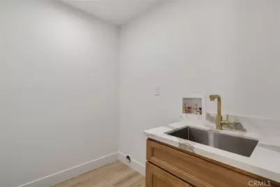 145 E Green Street, Claremont, CA 91711 - Photo 10