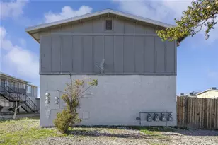 17928 Hermosa Rd, Adelanto, CA 92301 - Photo 2