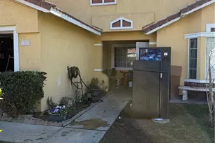 15059 Valencia Ave, Fontana, CA 92335 - Photo 1