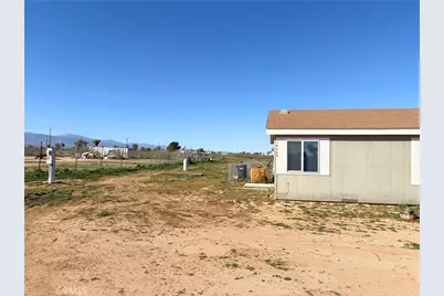 14460 Nevada, Phelan, CA 92371 - Photo 20