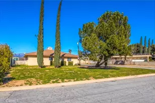 34334 La Raye, Yucaipa, CA 92399 - Photo 2