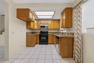 216 Whitney Ave, Pomona, CA 91767 - Photo 10