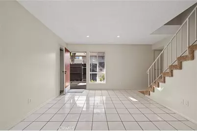 216 Whitney Avenue #2, Pomona, CA 91767 - Photo 8