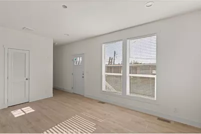 6154 Mission Boulevard #03, Jurupa Valley, CA 92509 - Photo 6