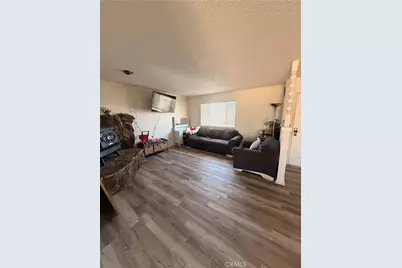 16625 Central, Apple Valley, CA 92307 - Photo 2