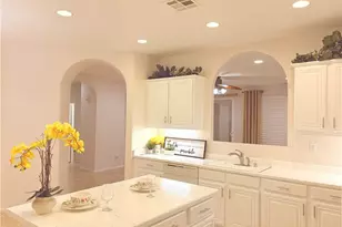 13953 Tawney Ridge Ln, Victorville, CA 92394 - Photo 4