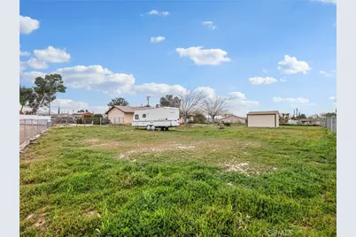 15476 Pahute Street, Victorville, CA 92395 - Photo 32