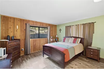 44667 Barton, Sugarloaf, CA 92386 - Photo 16