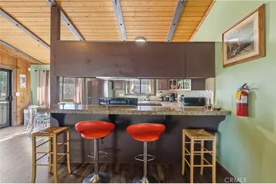 44667 Barton, Sugarloaf, CA 92386 - Photo 4