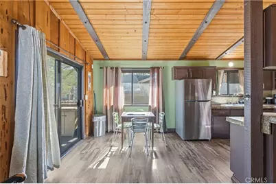 44667 Barton, Sugarloaf, CA 92386 - Photo 6