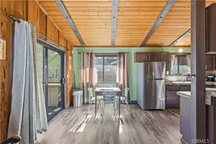 44667 Barton, Sugarloaf, CA 92386 - Photo 6