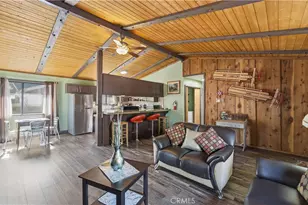 44667 Barton, Sugarloaf, CA 92386 - Photo 6