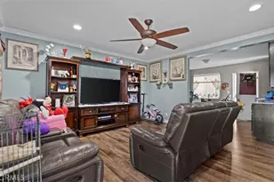 10718 Owens Way, El Monte, CA 91733 - Photo 18