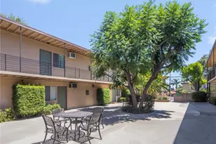 729 W Foothill Blvd, Monrovia, CA 91016 - Photo 14