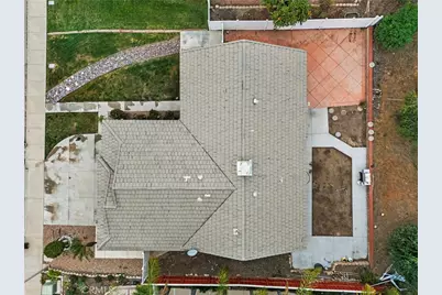 32009 Bourges, Lake Elsinore, CA 92530 - Photo 42