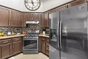 32009 Bourges, Lake Elsinore, CA 92530 - Photo 22