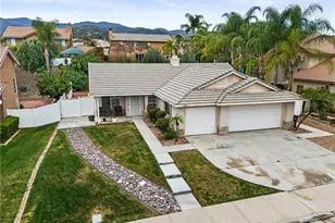 32009 Bourges, Lake Elsinore, CA 92530 - Photo 14