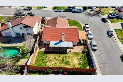 1627 Jon Gilbert, Beaumont, CA 92223 - Photo 2