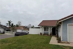 1627 Jon Gilbert, Beaumont, CA 92223 - Photo 2