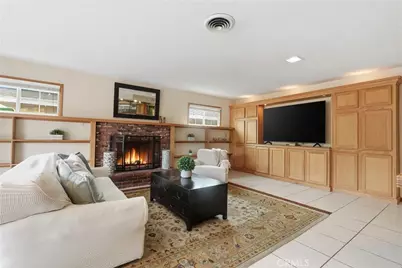 641 Ridgefield, Claremont, CA 91711 - Photo 6