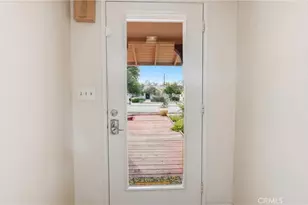 641 Ridgefield, Claremont, CA 91711 - Photo 4