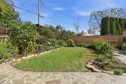 641 Ridgefield, Claremont, CA 91711 - Photo 40