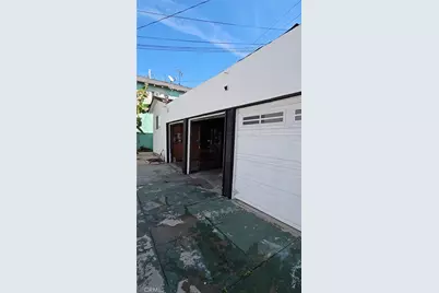 2546 S Bronson, Los Angeles, CA 90018 - Photo 4