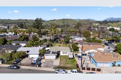 1947 Arthur, Pomona, CA 91768 - Photo 2