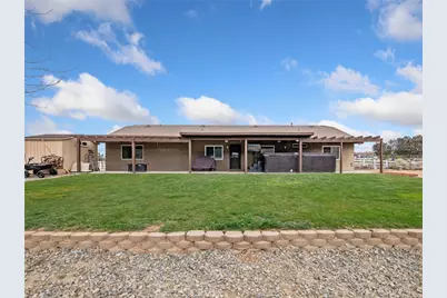 22585 Ocotillo Way, Apple Valley, CA 92308 - Photo 30