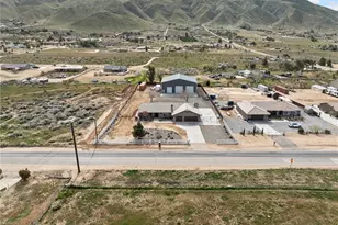22585 Ocotillo Way, Apple Valley, CA 92308 - Photo 32
