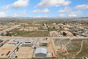 22585 Ocotillo Way, Apple Valley, CA 92308 - Photo 34