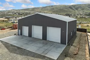 22585 Ocotillo Way, Apple Valley, CA 92308 - Photo 38