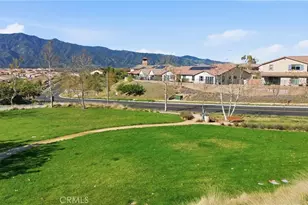 11863 Trailwood Ct, Corona, CA 92883 - Photo 20