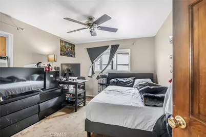 953 Hollins, Los Angeles, CA 90023 - Photo 22