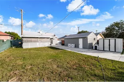 8868 Juniper Avenue, Fontana, CA 92335 - Photo 20