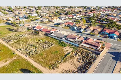 15634 Via Cartagena, Hesperia, CA 92345 - Photo 4