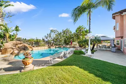 13511 Portofino Court, Chino Hills, CA 91709 - Photo 48