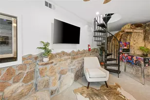 827 Penninsula, Big Bear Lake, CA 92315 - Photo 52