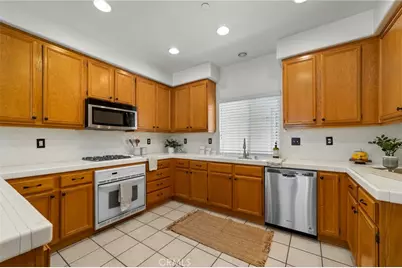 4265 Emerald Avenue, La Verne, CA 91750 - Photo 8