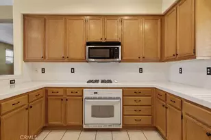 4265 Emerald Ave, La Verne, CA 91750 - Photo 12